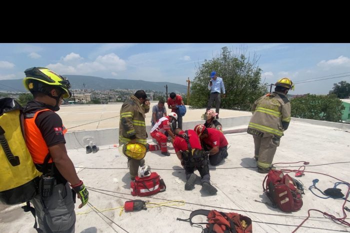 Se electrocuta joven en azotea de Maquiladora