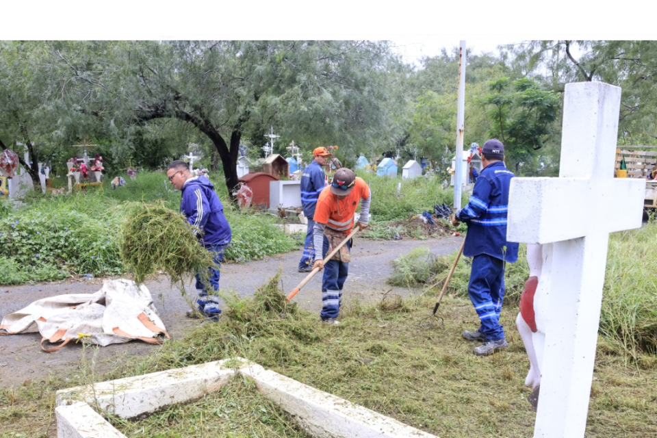 Alista Monterrey panteones municipales para las visitas por el Día de los Fieles Difuntos