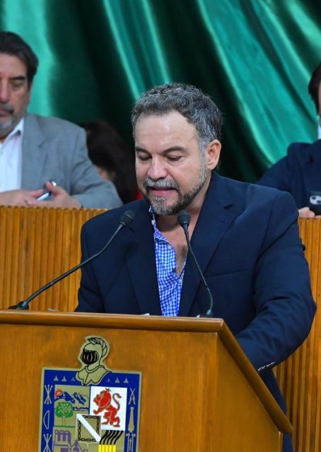 Mario Salinas propone reforma para fortalecer la participación ciudadana en Nuevo León