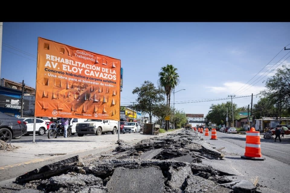 ACELERA GUADALUPE TRABAJOS DE BACHEO EN AVENIDAS   Y CALLES DEL MUNICIPIO