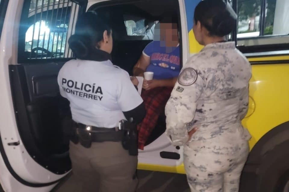 POLICÍAS DE MONTERREY Y GUARDIA NACIONAL LOCALIZAN A MENOR QUE HUYÓ DE SU CASA